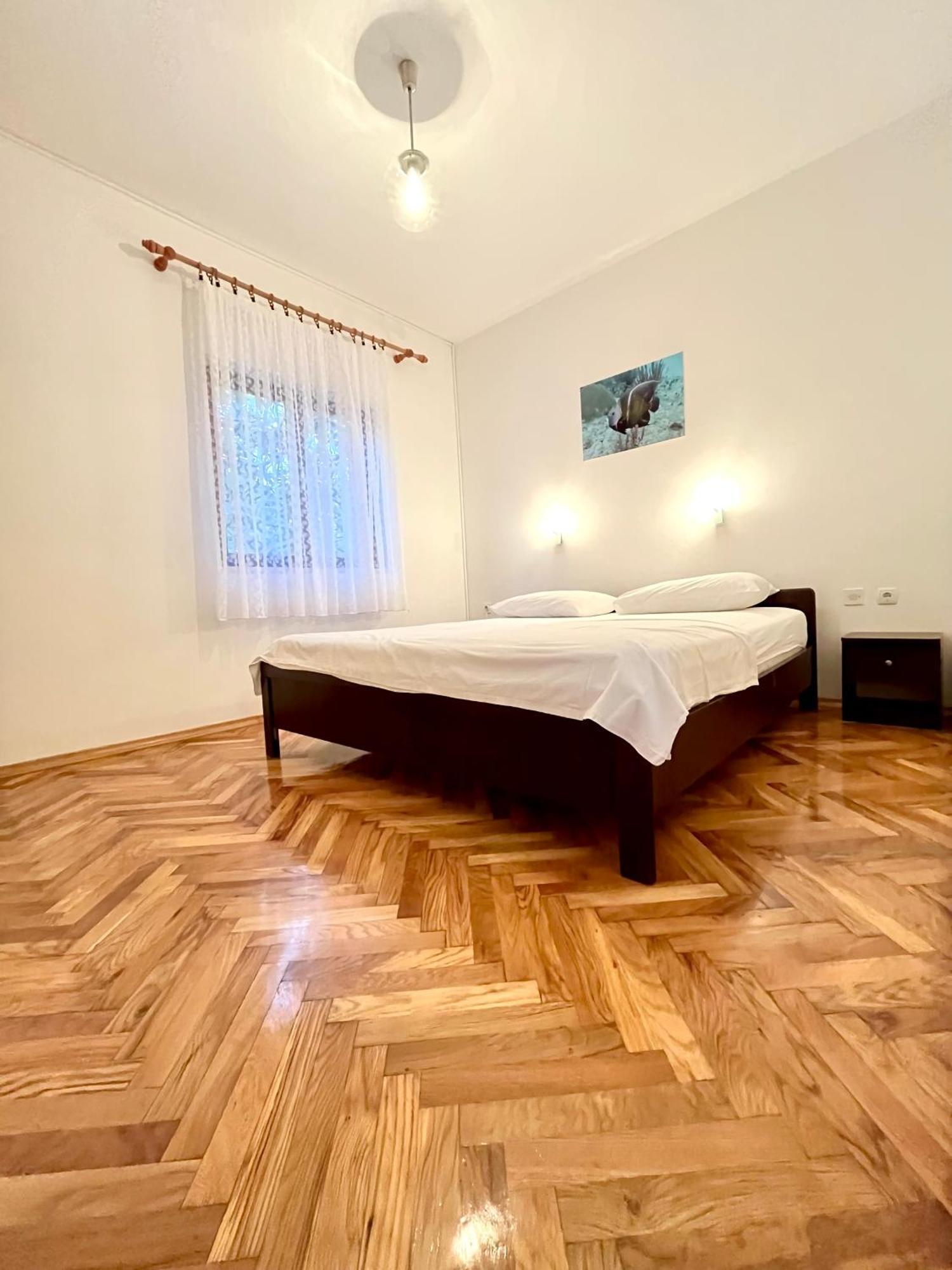 Apartments Martina Primošten Eksteriør bilde