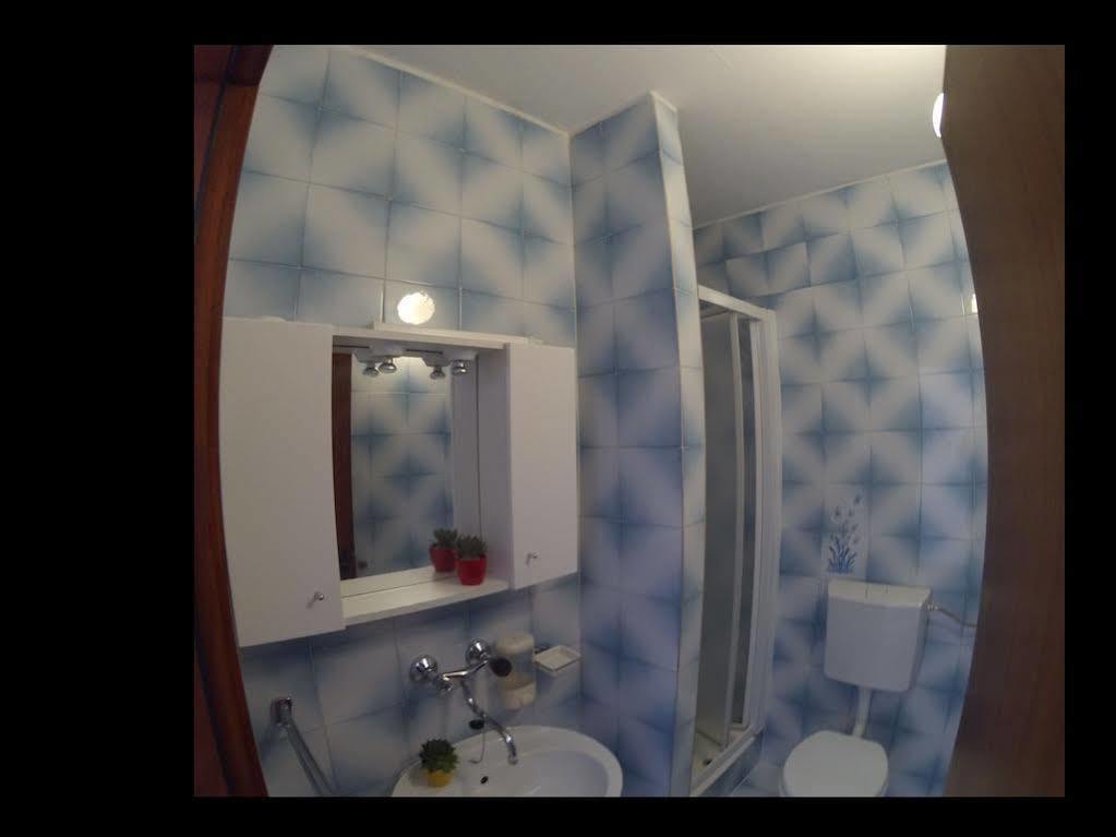 Apartments Martina Primošten Eksteriør bilde